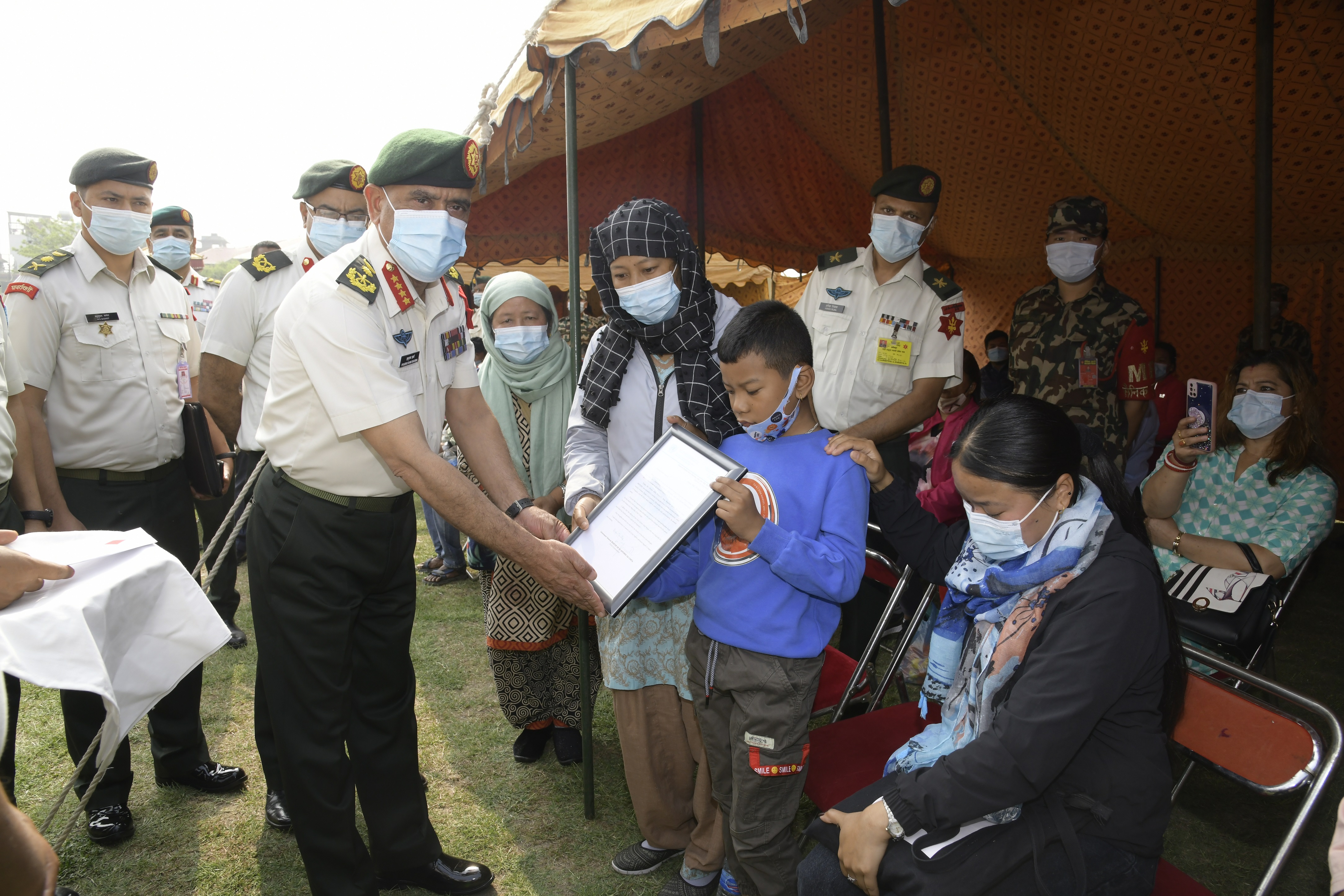 कंगोमा वीरगति प्राप्त नेपाली शान्ति सैनिकलाई नेपाली सेनाद्वारा श्रद्धाञ्‍जली अर्पण तथा अन्तिम सम्मान
