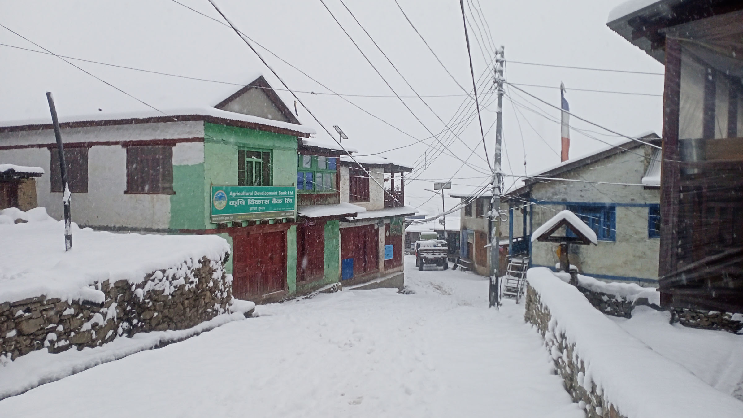 हुम्लामा हिमपातः जनजीवन कष्टकर