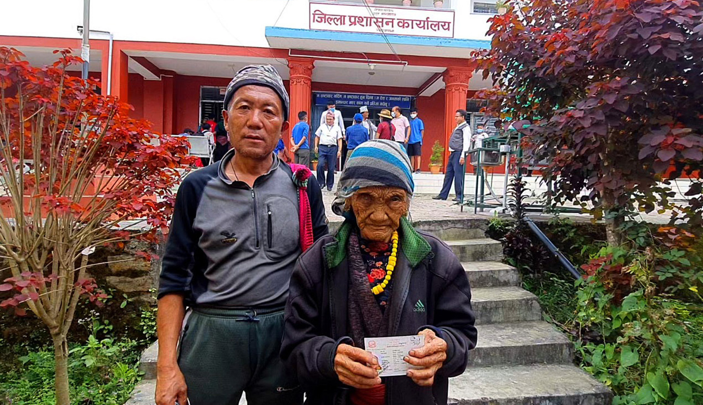 ८० वर्षमा नागरिकता