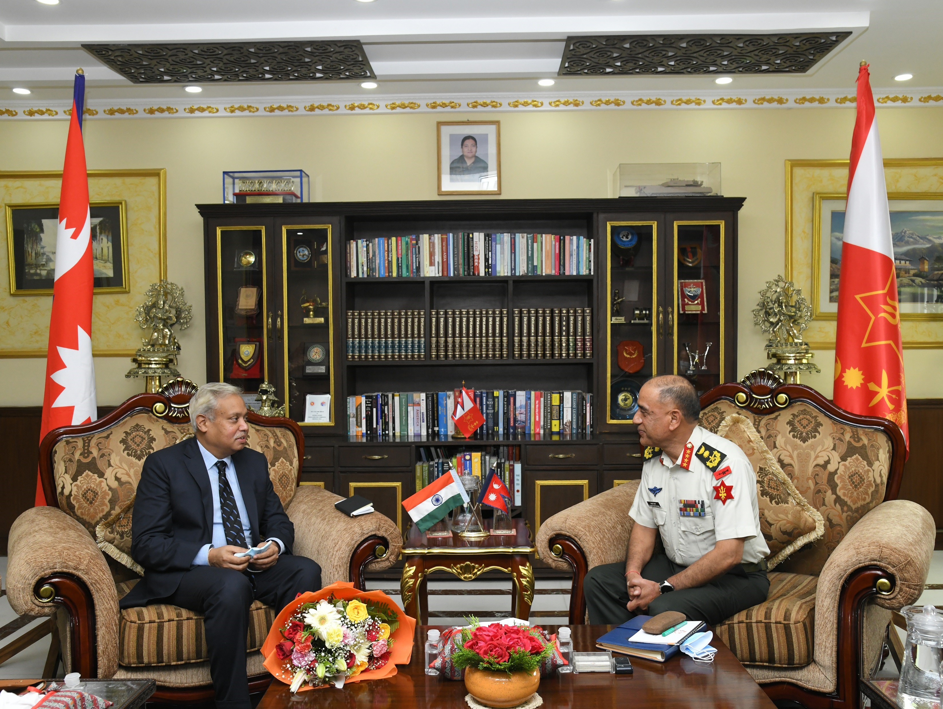 प्रधान सेनापति र भारतीय राजदूतबीच भेटघाट