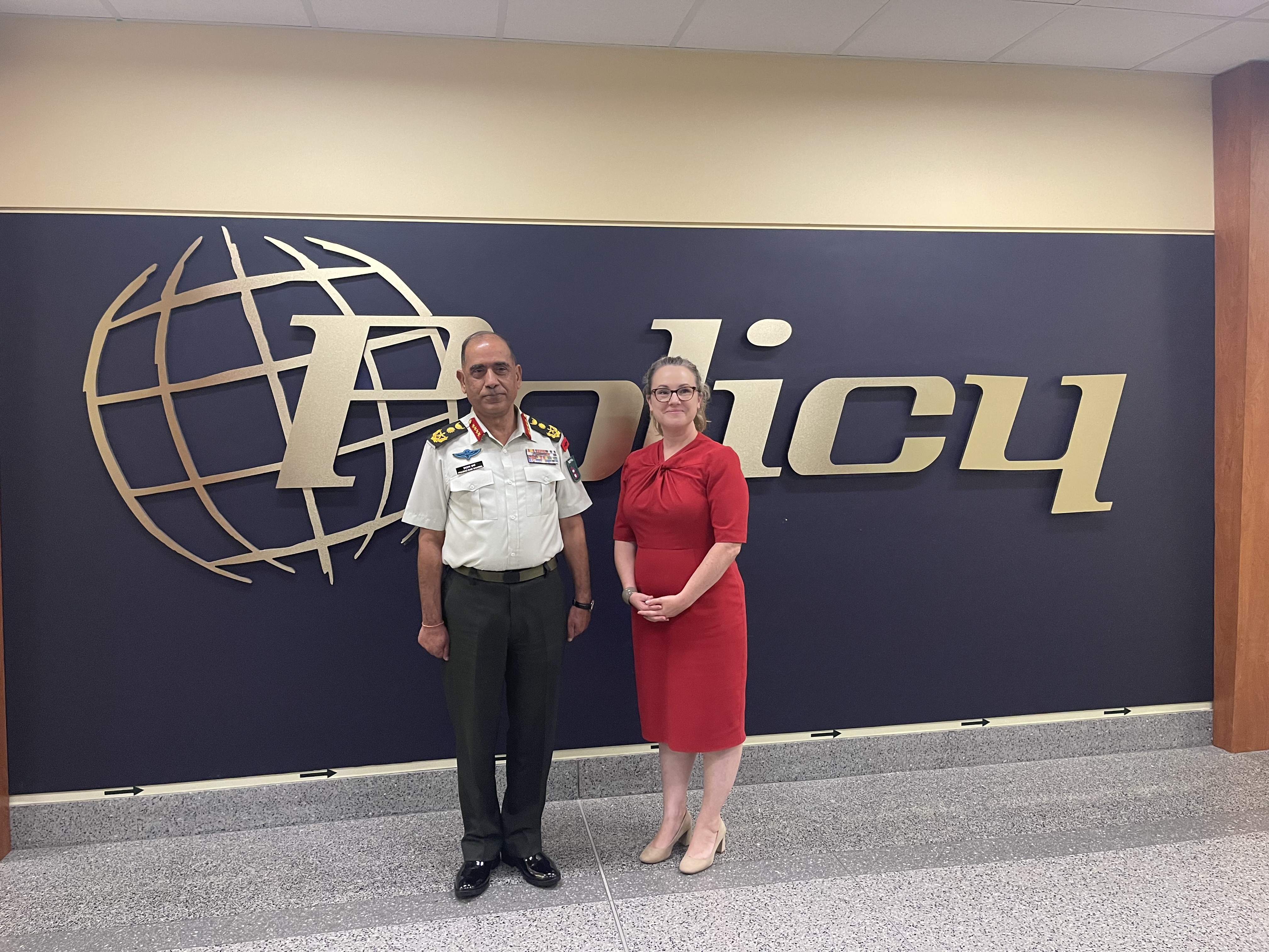 अमेरिका भ्रमणमा रहेका प्रधान सेनापतिद्वारा उच्च पदस्थ पदाधिकारीहरुसँग भेटघाट