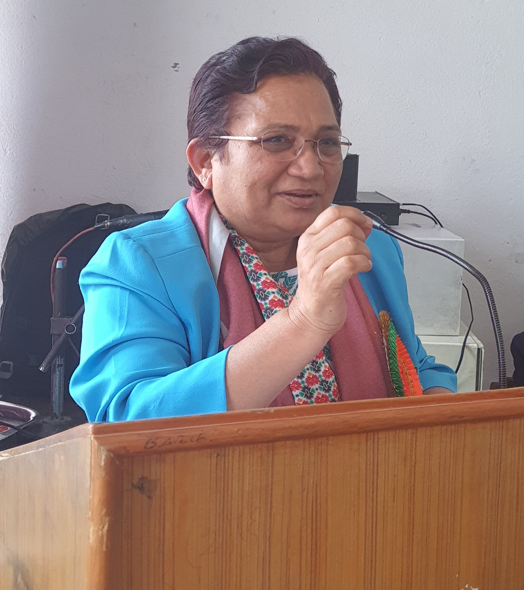 त्रिविमा देखिएका समस्या तत्काल समाधान हुनुपर्छ : मन्त्री भुसाल