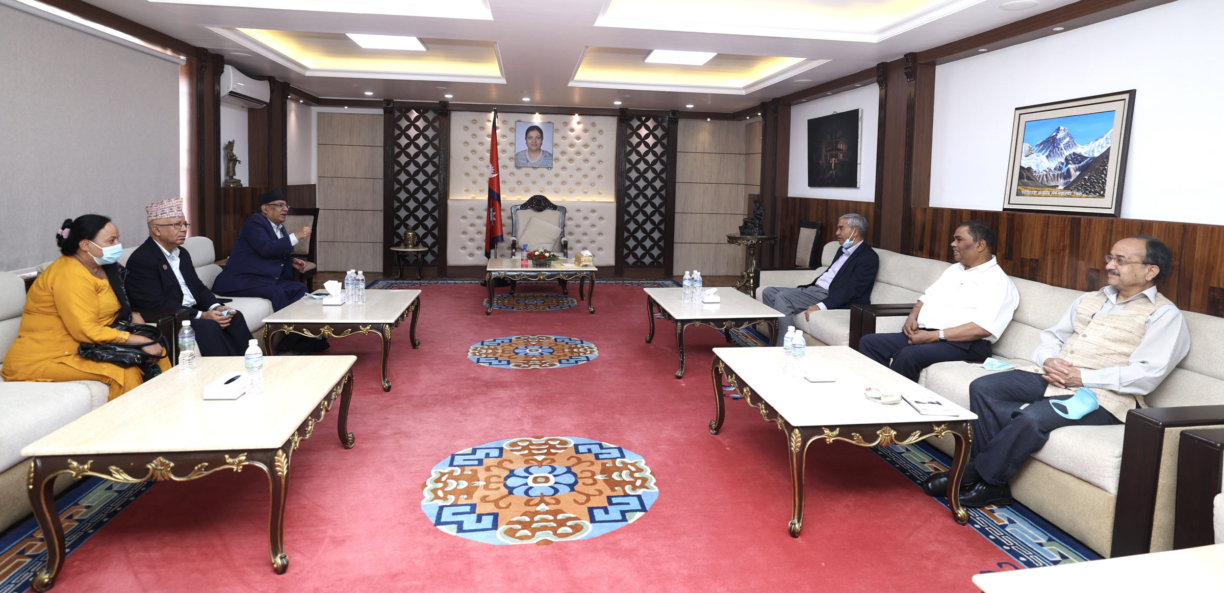 सत्ता साझेदार दलको बैठक जारी