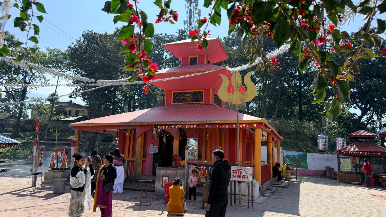 धार्मिक पर्यटनको केन्द्र बन्दै नवलपुरको दाउन्ने देवी मन्दिर