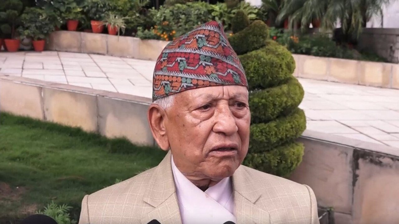 कांग्रेस संसदीय दलको नेतामा निर्वाचन नलड्ने केसीको घोषणा