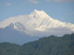 कञ्चनजङ्घाको पर्यटनः करोडौंको लगानी सङ्कटमा