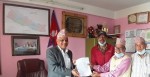 नगर प्रमुखलाई इन्सेकको ज्ञापनपत्र