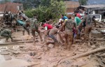 बाढी र पहिरोमा ४ सय जनाको मृत्यु