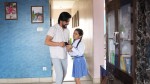डिजिटल कुलतबाट आफू र बालबालिकालाई बचाउन हेर्नैपर्ने चलचित्र ‘झिल्को’