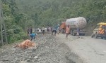 नारायणगढ-मुग्लिन सडक: नौ किलोमा सडक भासियो, एकतर्फी यातायात सञ्चालन