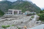 केरूङमा अलपत्र नेपालीलाई स्वदेश फर्काइँदै