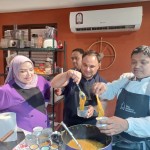 आलेख :विश्वकपका अतिथिलाई खाना खुवाउँछन् विनोद