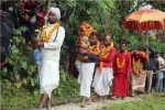 धादिङमा अनौठो जात्राः तामझामसित माइत झरिन् त्रिपुरासुन्दरी