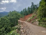 धादिङ–मलेखु सडक : भासिने र पहिरो जाने क्रम रोकिएन