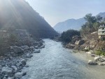 साँघुरिँदै कालीगण्डकी नदी : हराउँदै मौलिक स्वरुप