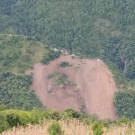 उर्लेनीमा पहिरो: स्थानान्तरणसँगै नदी कटान र खेत संरक्षणको माग