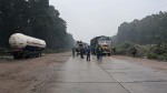 अवरुद्ध महेन्द्र राजमार्ग २४ घण्टापछि सञ्चालन