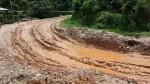 वर्षाका कारण यातायात सेवा ठप्प
