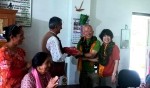 जापानी दम्पतीद्वारा पर्वतको सरस्वती माविलाई आर्थिक सहयोग