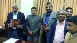 कांग्रेस सभापति देउवाद्वारा श्रीराम श्रेष्ठको पुस्तक ‘खनियाबास विद्रोह’ सर्वजनिक