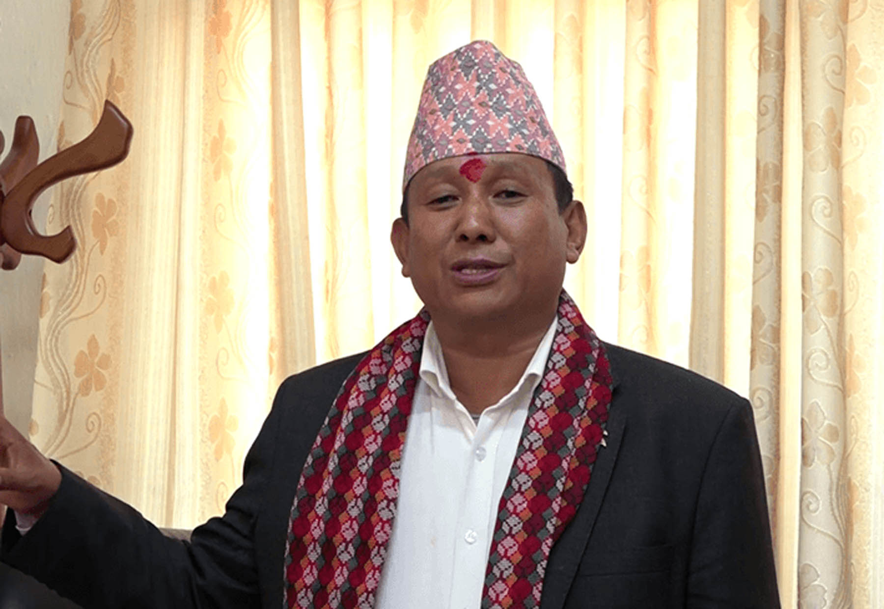 दुरसञ्‍चार सेवासम्बन्धी गुनासा अन्त्य गरिन्छ : सञ्‍चारमन्त्री गुरुङ