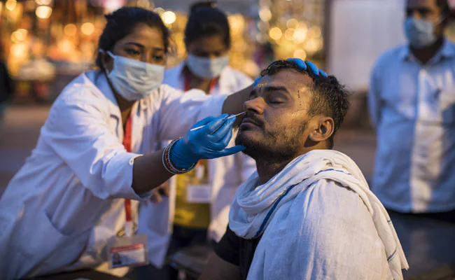 भारतमा एकै दिन तिन लाख २३ हजार बढि कोरोना संक्रमित तथा दुुई हजार ७७१ को मृत्यु