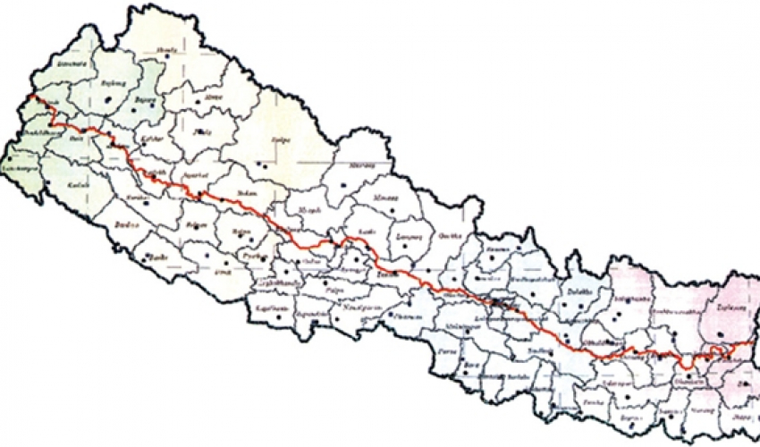 कोरोना कहर  मध्यपहाडी लोकमार्ग कालोपत्रे शुरु