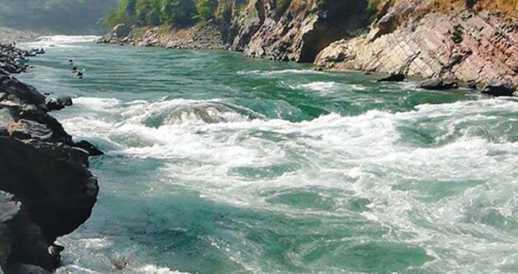 कर्णाली नदीको कटानले तटीय क्षेत्रमा त्रास