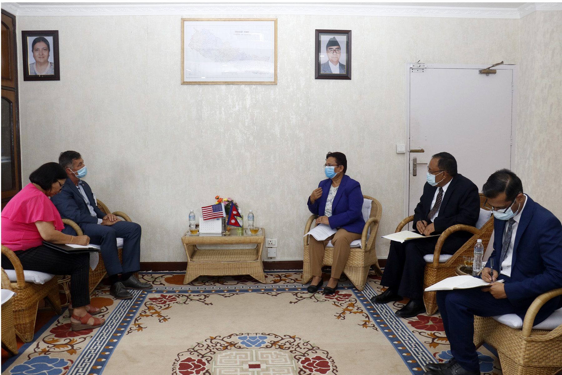 ऊर्जामन्त्रीसँग अमेरिकी राजदूतको शिष्टाचार भेट