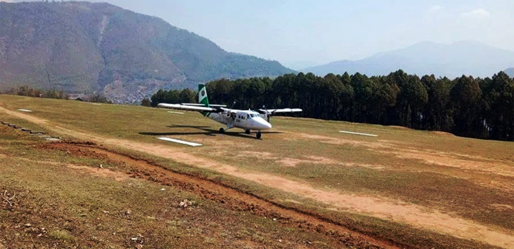 कछुवागतिमा बलेवा विमानस्थल