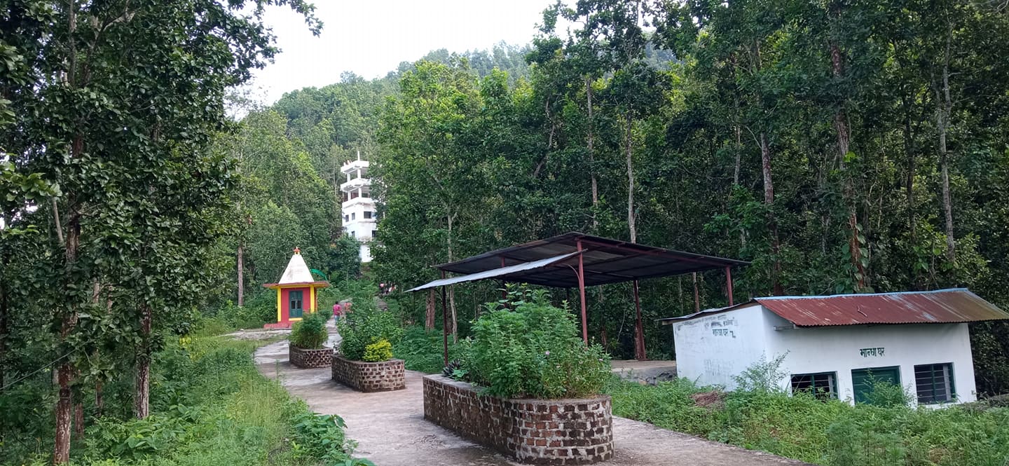 पर्यटक तान्दै राम्चे सामुदायिक वन