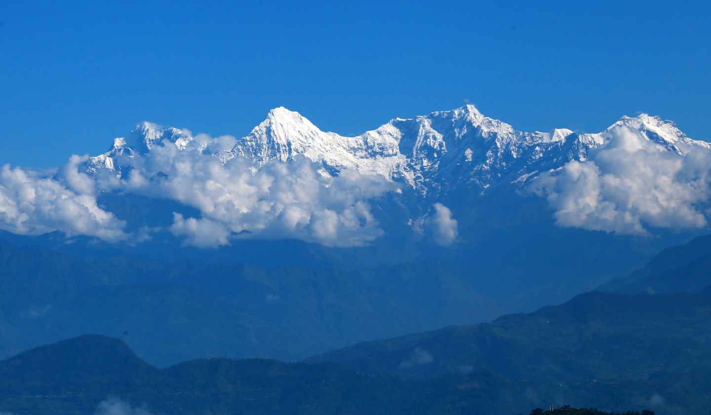 मनास्लु हिमाल