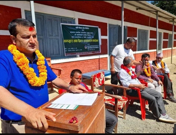 कृषि विकास बैंकद्धारा  विद्यालयहरुलाई कम्प्युटर ,प्रिन्टर हस्तान्तरण