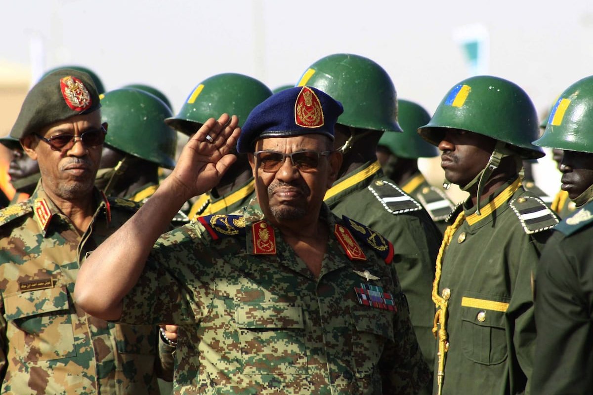 सुडानका प्रधानमन्त्रीसहित दर्जनौ नेता सेनाको नियन्त्रणमा