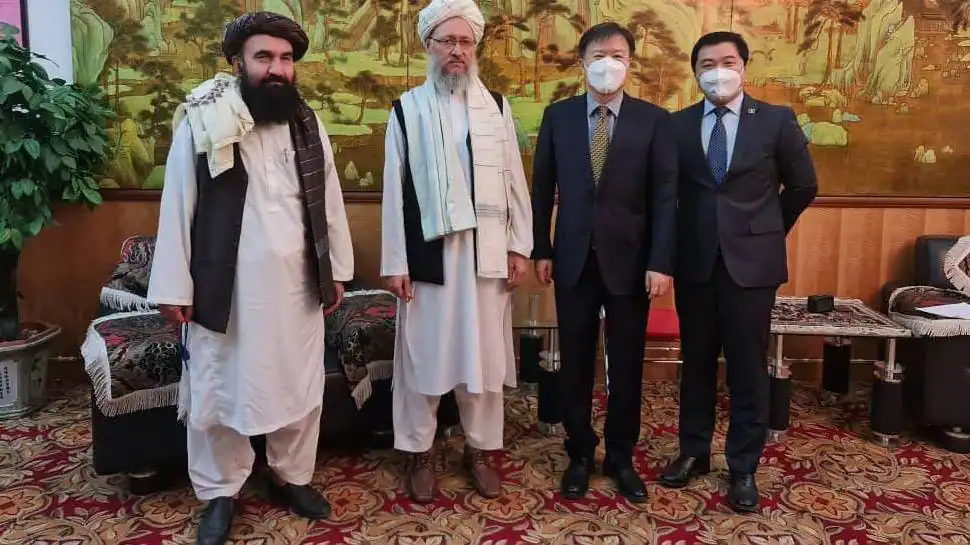तालिबानहरुसँगको भेटवार्ता लाभदायक: चिनियाँ विदेशमन्त्री