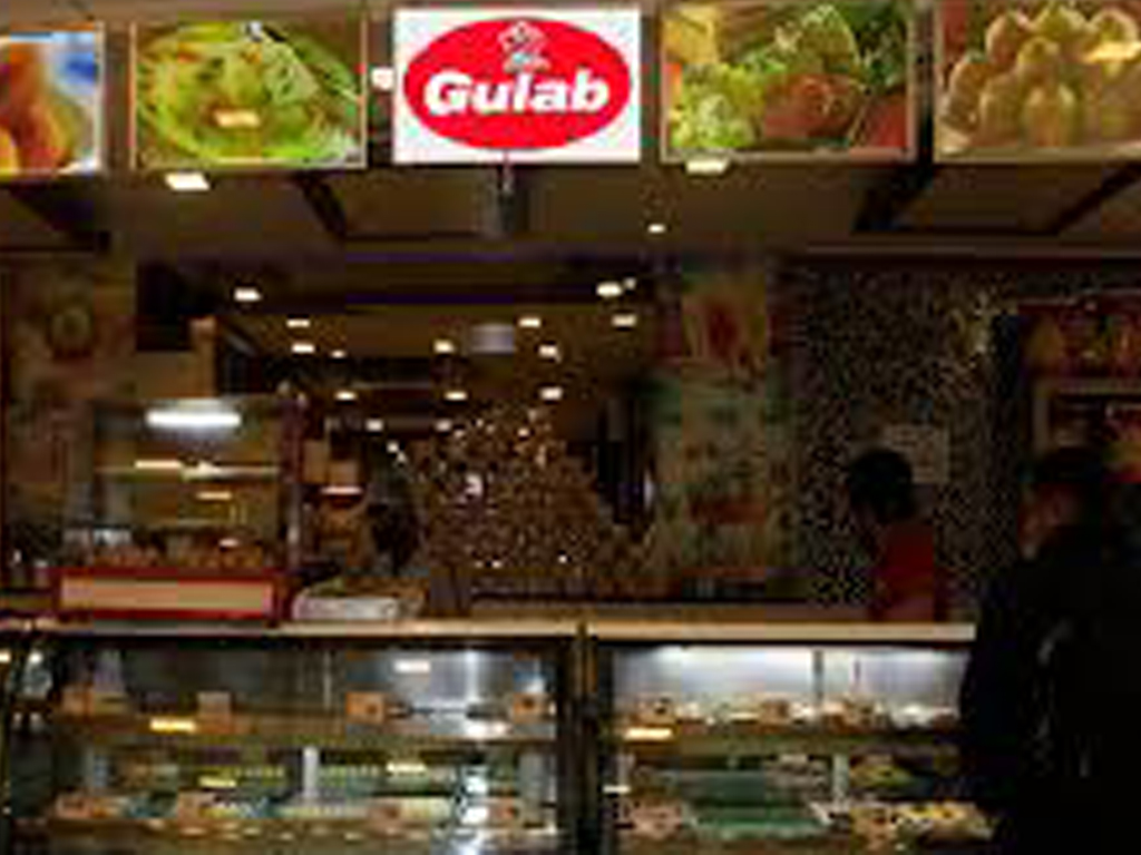 म्याद सकिएको सामग्री प्रयोग गरेको भन्दै गुलाबलाई रु दुई लाख जरिवाना