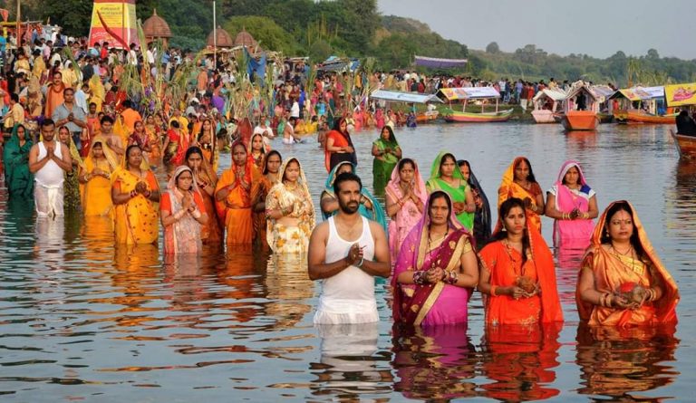 मिथिलामा सुरु भयो छठपर्वको रौनक