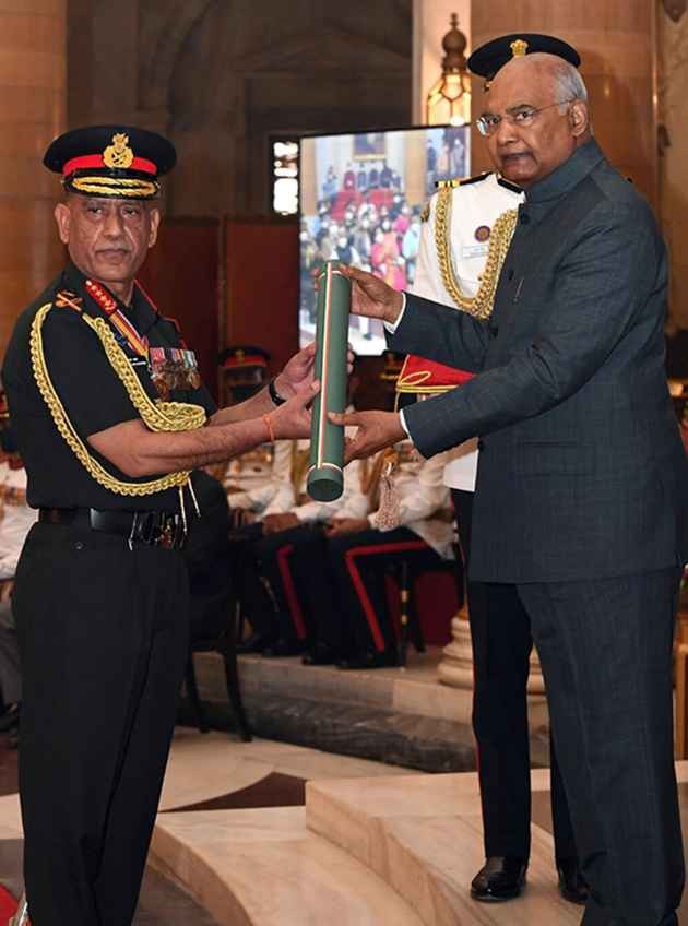 प्रधानसेनापति शर्मालाई भारतीय सेनाको मानार्थ महारथीको दज्र्यानी