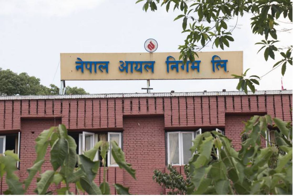 पेट्रोल, डिजेल र मट्टितेलको मूल्य प्रतिलिटर रु तीनले बढ्यो