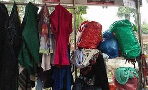 ‘हुनेले नहुनेलाई न्यायो कपडा सहयोग गरौँ’