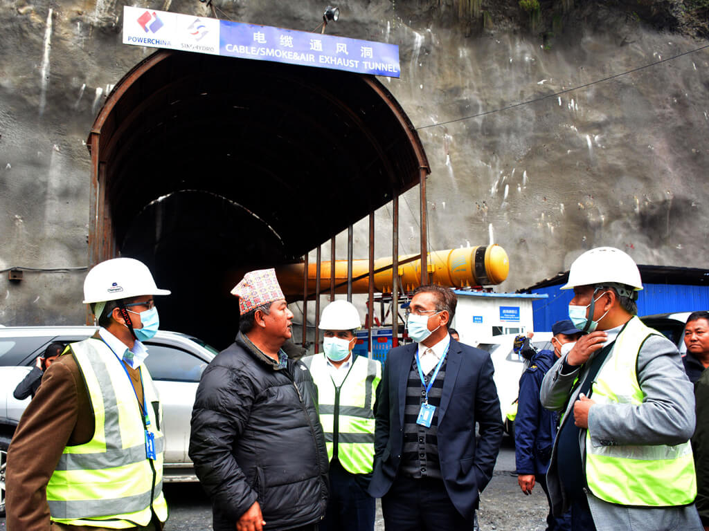 तनहुँ जलविद्युत् आयोजनाको निरीक्षण