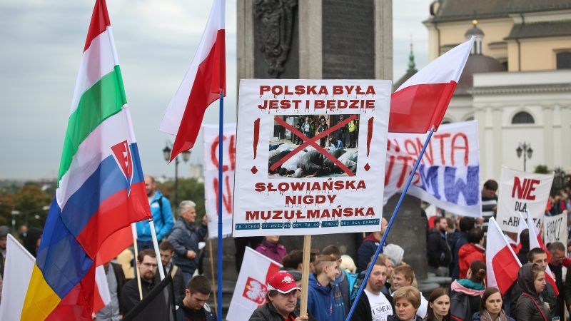 पोल्याण्डद्वारा १०० आप्रवासी हिरासतमा: रक्षा मन्त्रालय