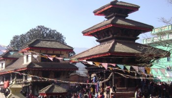 गन्तव्य मध्यपुर अभियान : ‘रात्रिकालीन सम्पदा पदयात्रा’ ले लोभ्यायो