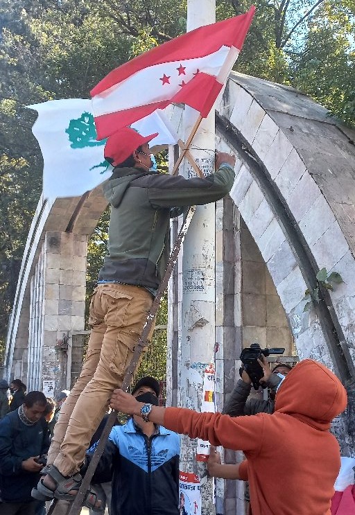 कांग्रेस महाधिवेशन :  काठमाडौँमा दश हजार झण्डा राखिँदै