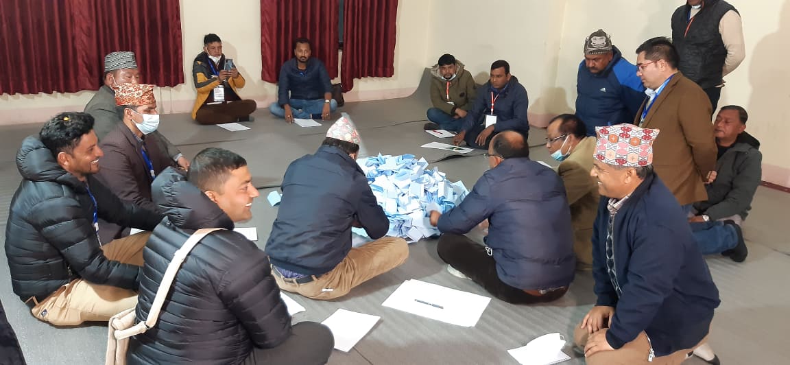 कांग्रेस महामन्त्रीमा थापा र शर्माको अग्रता कायमै
