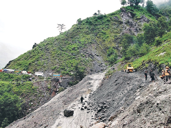 रसुवामा सुक्खा पहिरो पन्छाउन थालियो