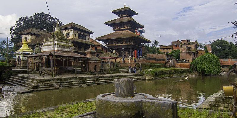 बाह्रवर्षे मकर मेलामा स्वास्थ्यको मापदण्ड अपनाएर मात्र स्नान