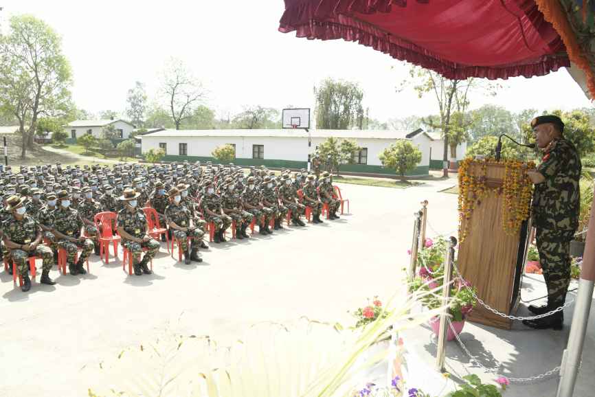 प्रधान सेनापतिद्वारा निरीक्षण भ्रमण