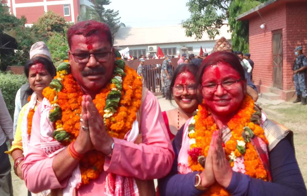 धनगढी उपमहानगरमा गठबन्धनबाट मेयरमा बड र उपमेयरमा अधिकारी