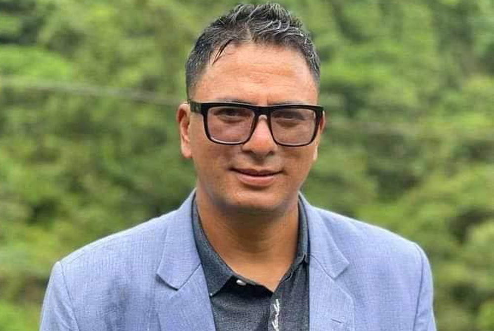 महाशिला गाउँपालिका अध्यक्षमा ठकुरीको उम्मेदवारी